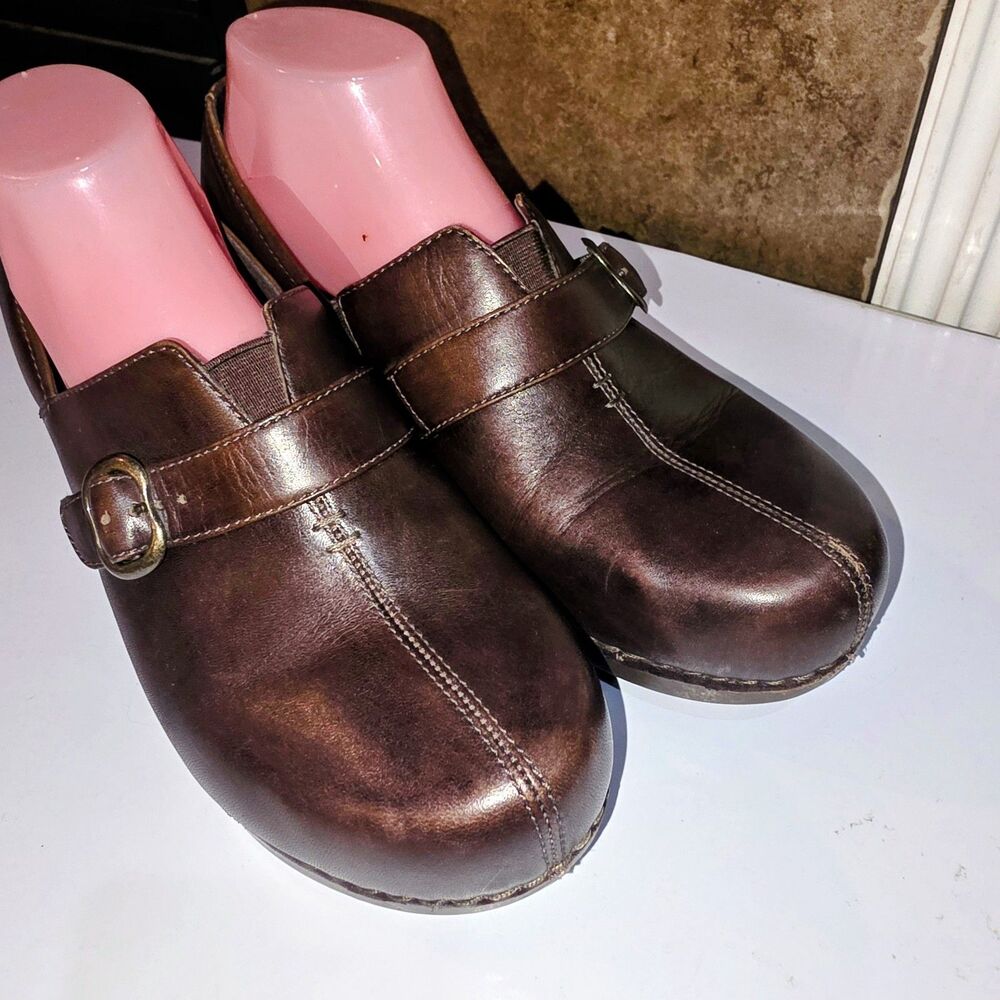 DANSKO TAMARA Sz 10.5/11 Distressed Brown Leather Buckle Pro Clog Ankle Booties - Picture 4 of 12